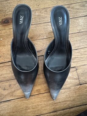 Zara Black Pointed-Toe Slip-On Mules